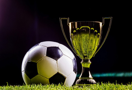 在这种高压 在这种高压