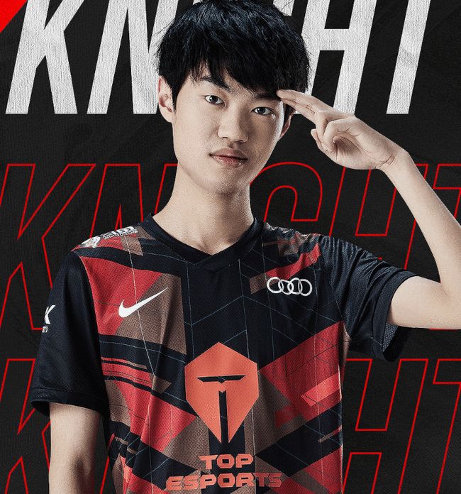 当巴萨中场 当巴萨中场