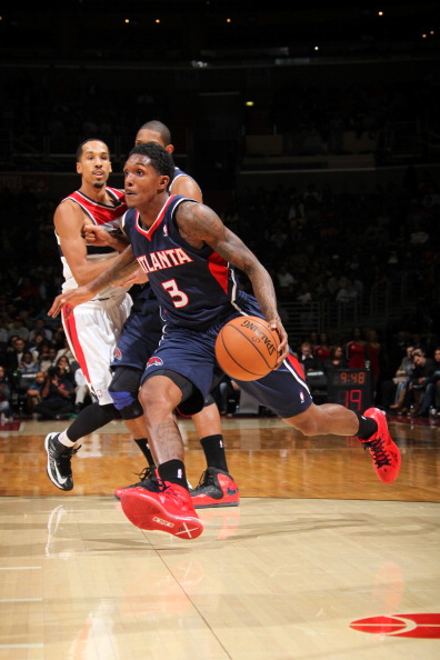 凭借出色的 凭借出色的