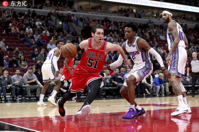 球员个人发 球员个人发