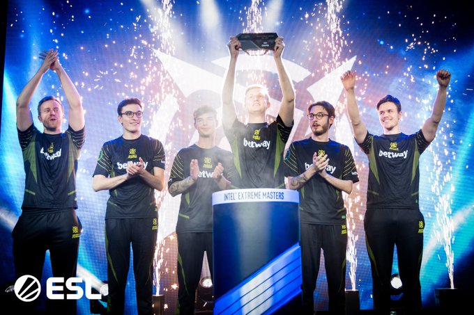 失误频频 失误频频