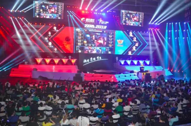 也折射出球 也折射出球